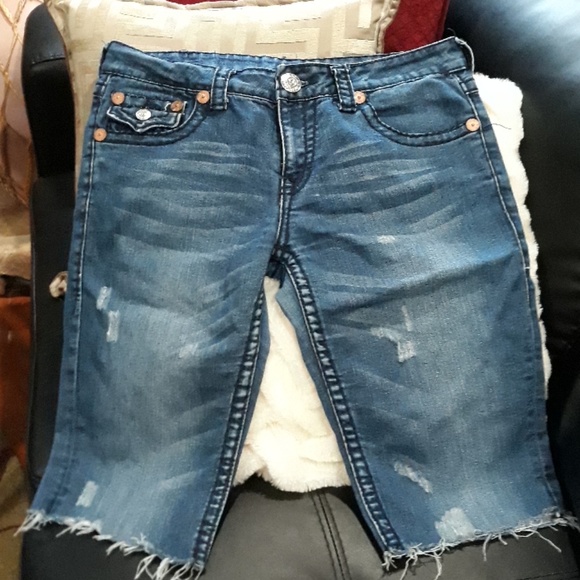 True Religion Jean's shorts size 30 - Picture 4 of 5